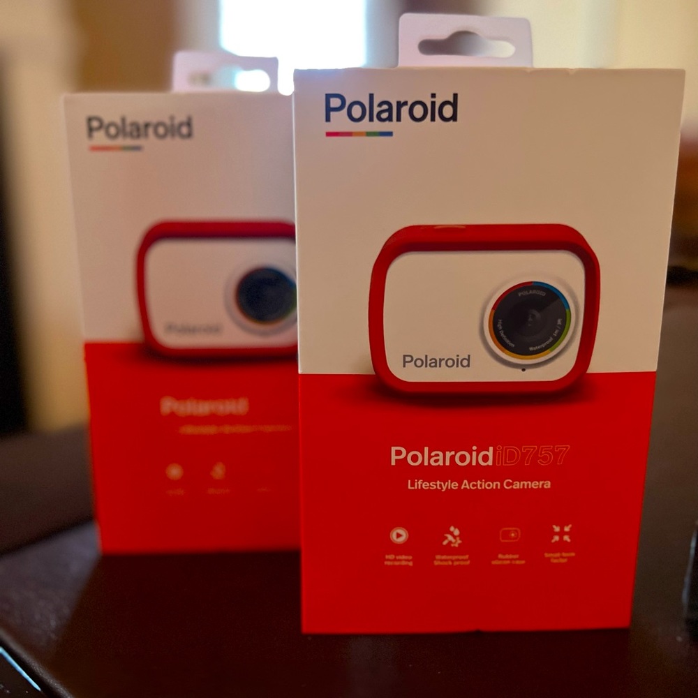 COPY - Polaroid iD757 Camera